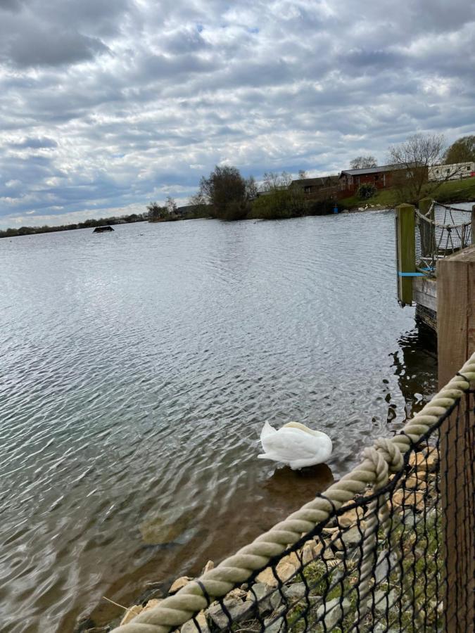 Sunscape Breaks At Tattershall Lakes Hotel Exterior foto